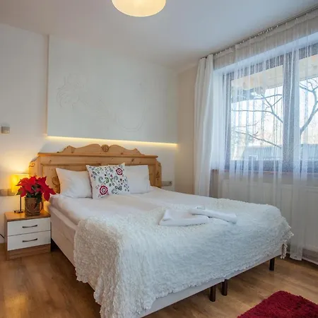 Couette-café Rys 3*